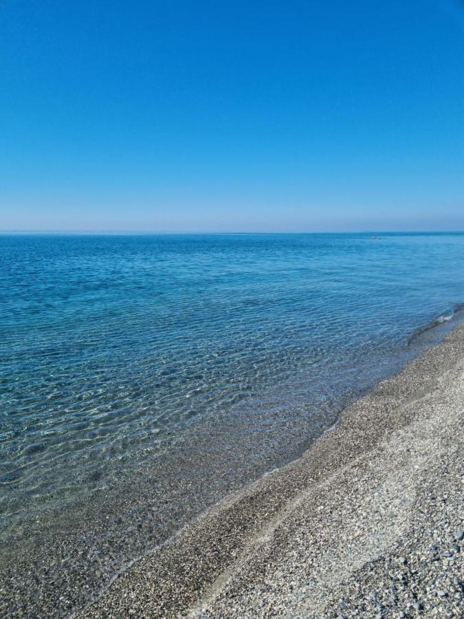 Vista Mare Su Tre Piani Con Giardino Villa Falerna Exteriör bild